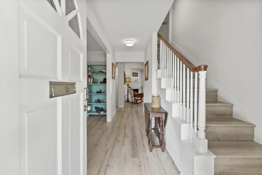 715 Timber Cove Drive, Seabrook, TX 77586 - Image #2