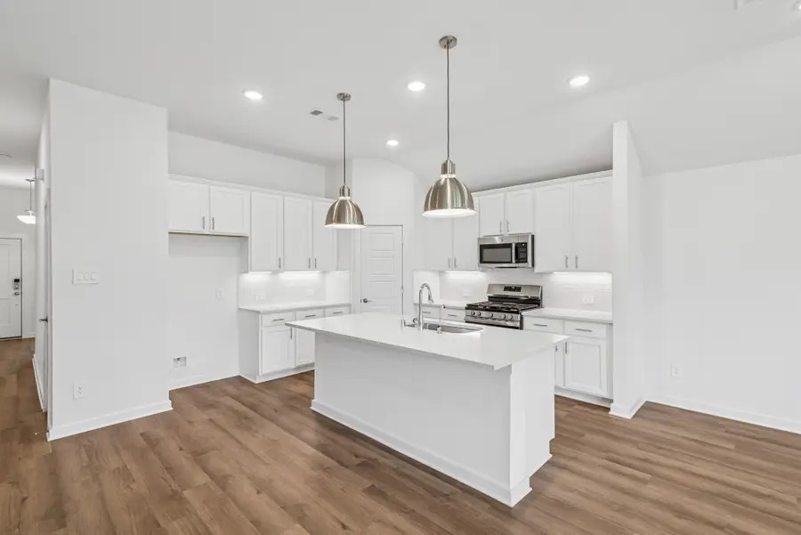 612 Spring Ashberry Court, Magnolia, TX 77354 - Image #2