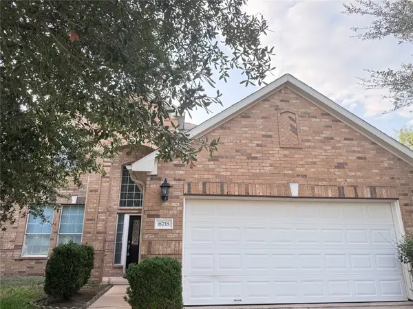 6718 Chester Oak Drive, Houston, TX 77083