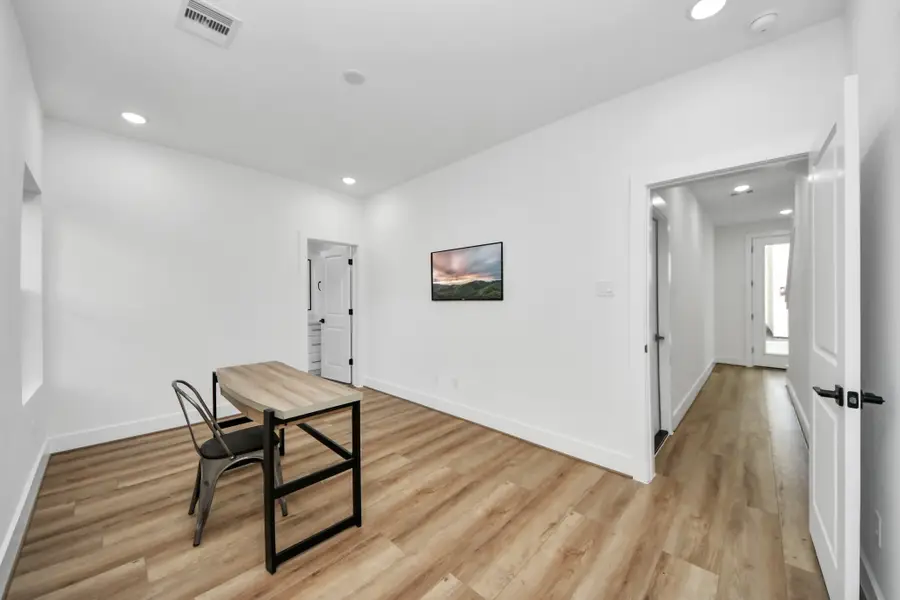 4804 Elysian Street #B, Houston, TX 77009 - #3