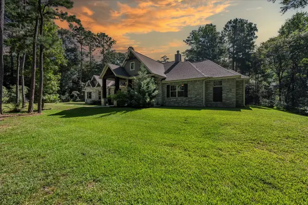 372 Grand View, Huntsville, TX 77340