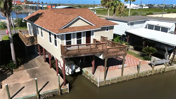 23 King Fish Lane, Freeport, TX 77541