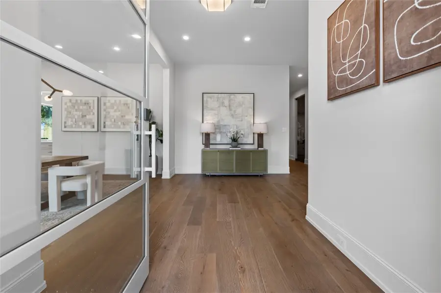 515 W 33rd Street, Houston, TX 77018 - #2