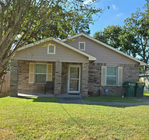 2107 Rosalee Street, La Marque, TX 77568