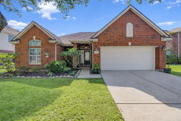 7114 Sundance Meadows Lane, Richmond, TX 77407