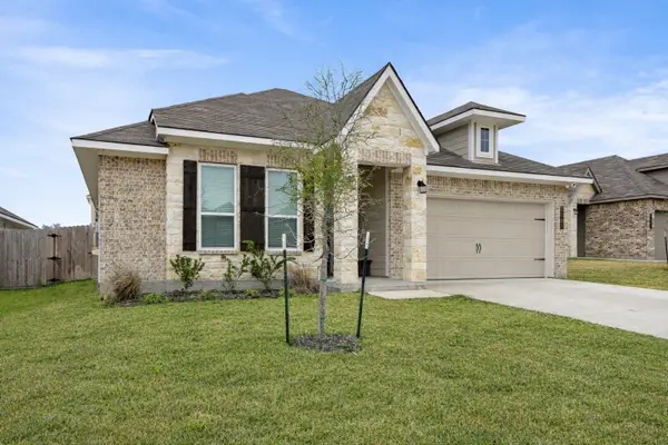 2208 Johnny Lyon Court, Bryan, TX 77807