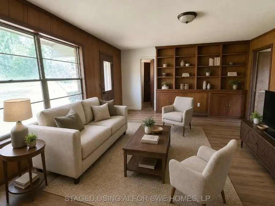 806 E First, Hughes Springs, TX 75656 - #3