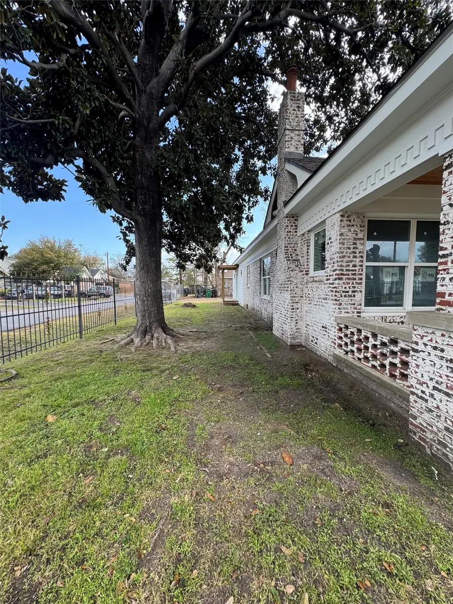 1208 Caplin Street, Houston, TX 77022 - Image #3