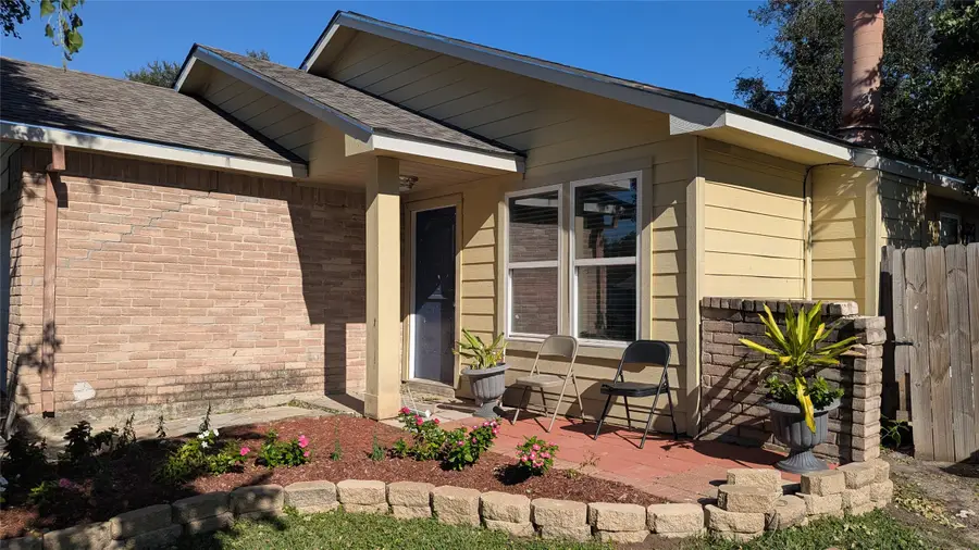 10027 Towne Mist Drive, Sugar Land, TX 77498 - Image #3