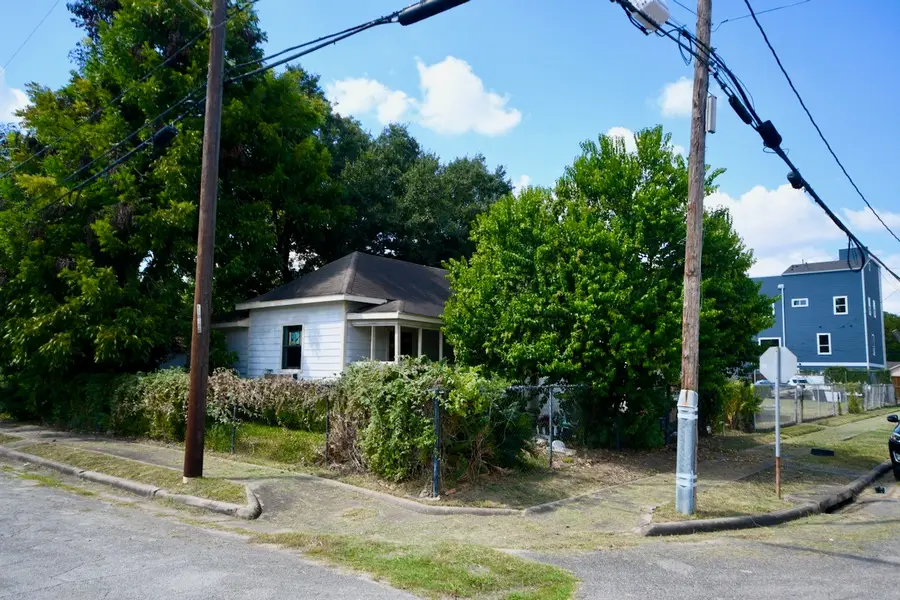 3036 Dennis Street, Houston, TX 77004 - #2