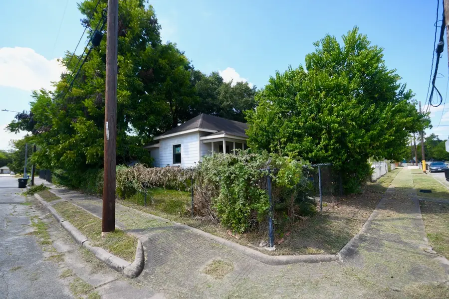 3036 Dennis Street, Houston, TX 77004 - #3