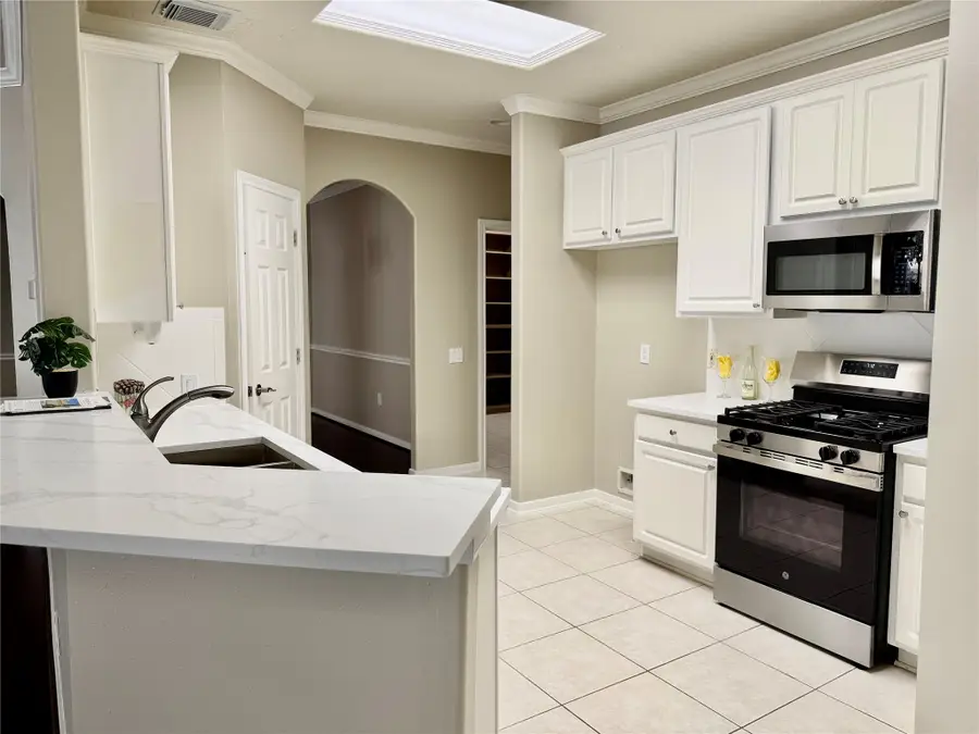 90 Country Gate, Conroe, TX 77384 - #2
