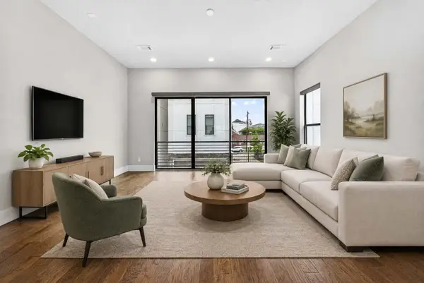 5707 Larkin Street #B, Houston, TX 77007
