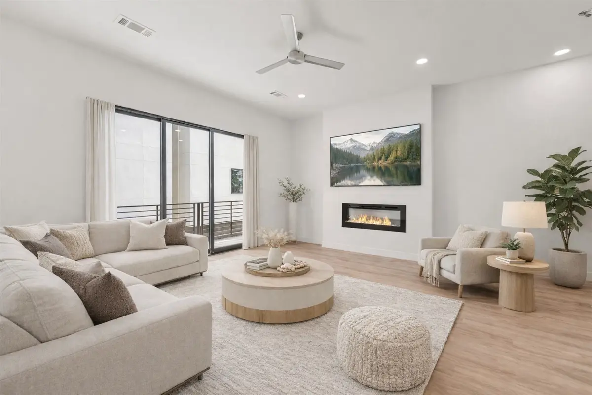 1517 Vermont Street #B, Houston, TX 77006 - Image #1