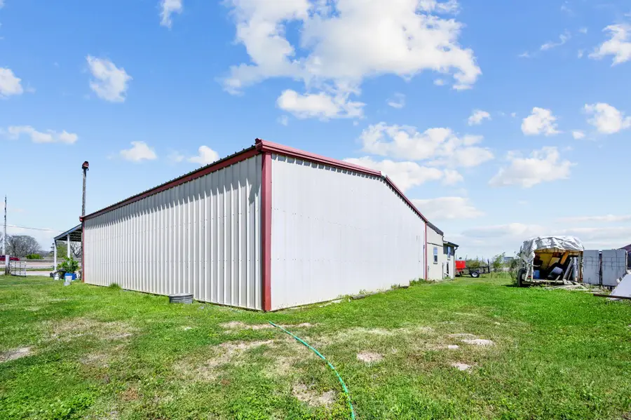 2402 East Freeway, Baytown, TX 77521 - #3