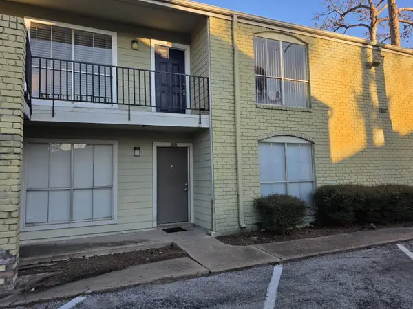 6200 W Tidwell Road #1702, Houston, TX 77092