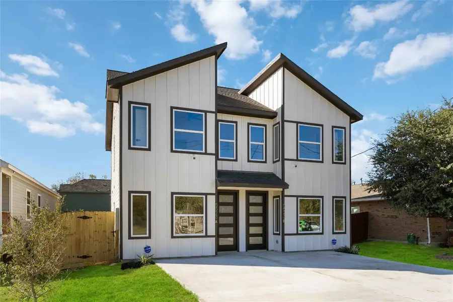 7221 Sandra Street #A-B, Houston, TX 77028 - #2