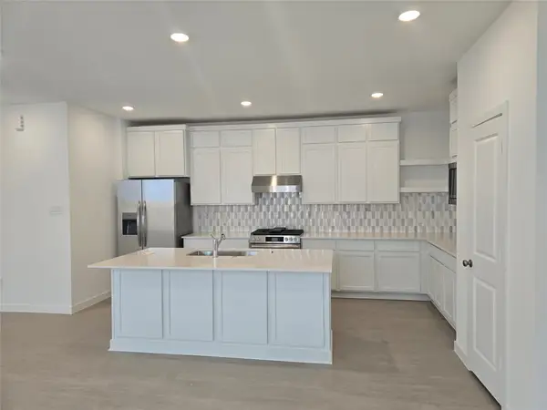 910 Capracotta Drive, Huffman, TX 77336