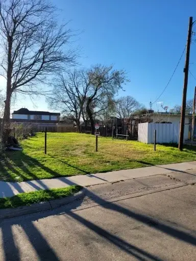 8013 N Main Street, Houston, TX 77022 - Image #2