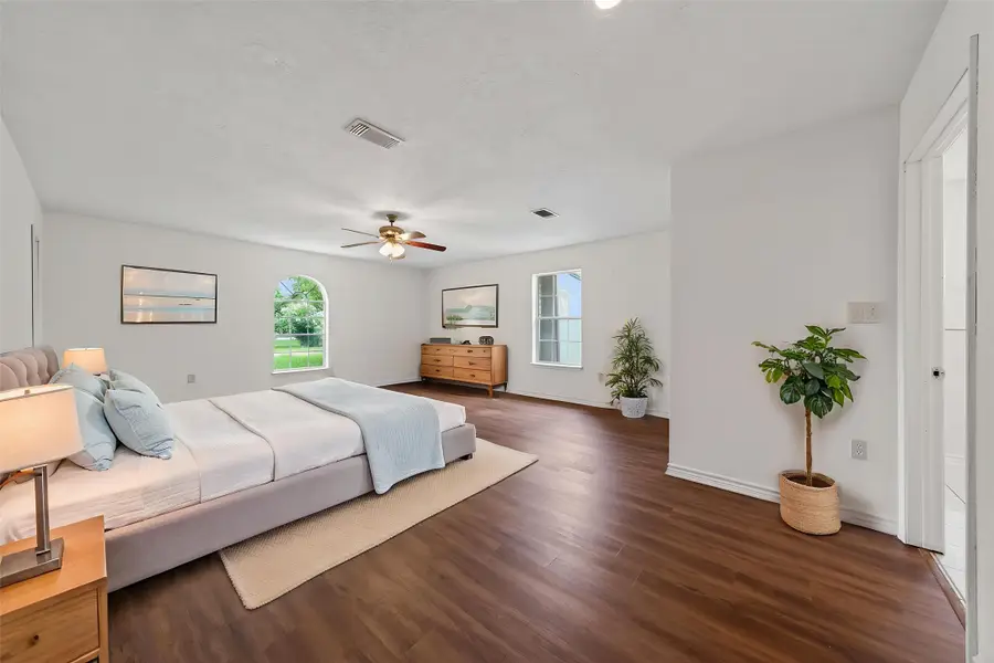 418 Texas Street, Tomball, TX 77375 - #3