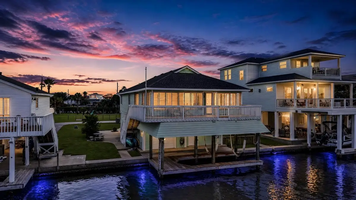16610 Tern Road, Jamaica Beach, TX 77554 - #1