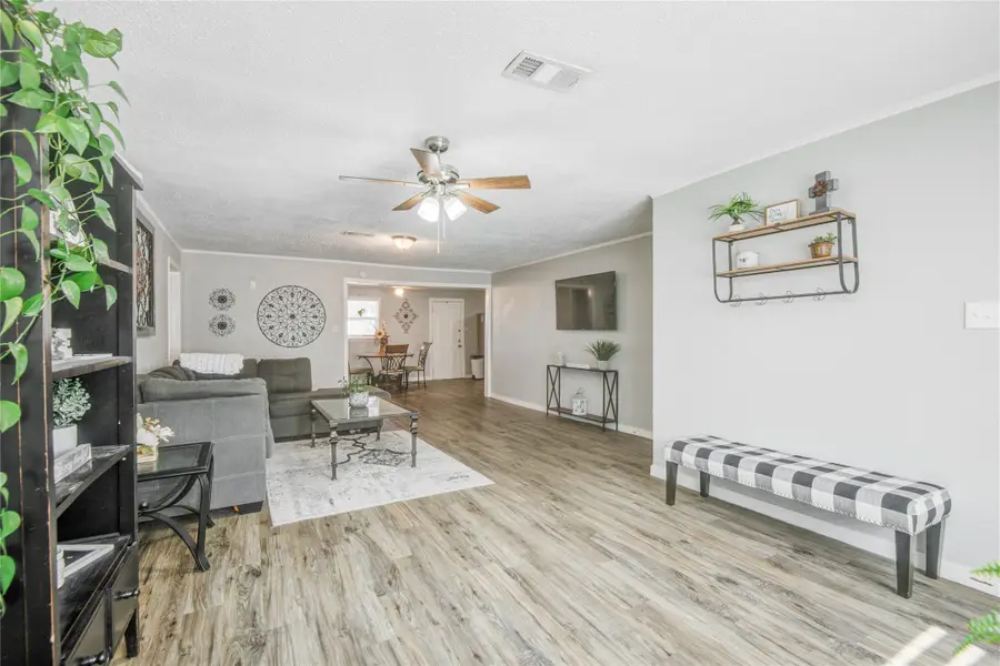 203 Moose Jaw Lane, Huffman, TX 77336 - Image #3