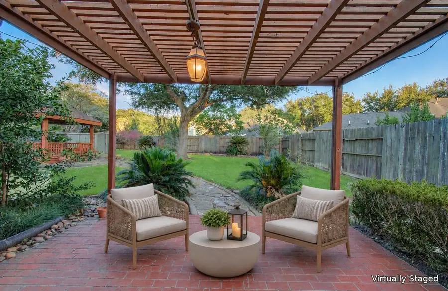 411 Crestridge Drive, Sugar Land, TX 77479 - #2