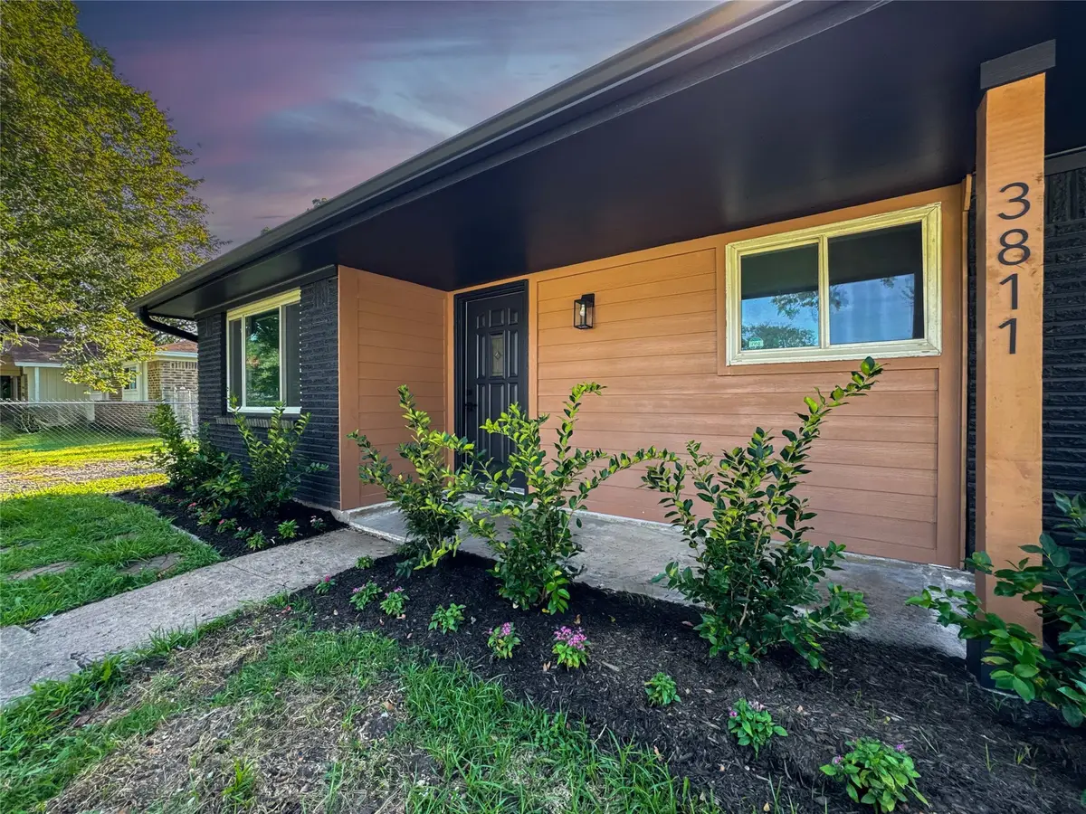 3811 Anna Court, Santa Fe, TX 77517 - Image #1