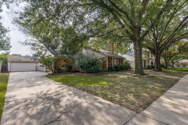 8214 Pine Falls Drive, Houston, TX 77095