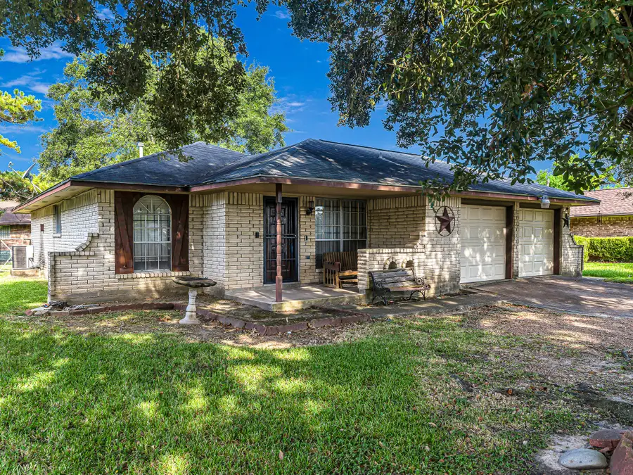 11115 Burningbush Lane, Houston, TX 77016 - Image #2
