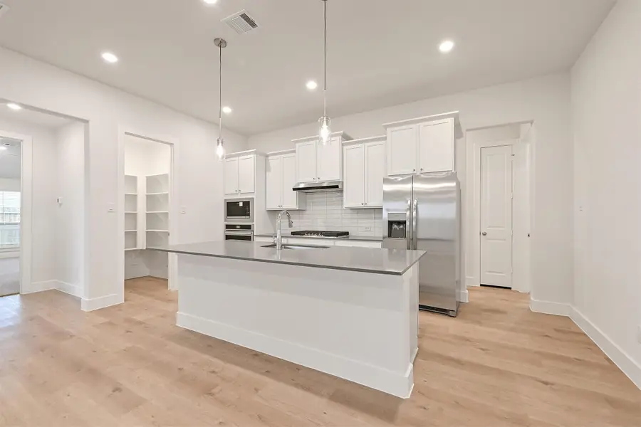 1536 Apache Heights Dr, Dayton, TX 77535 - Image #3