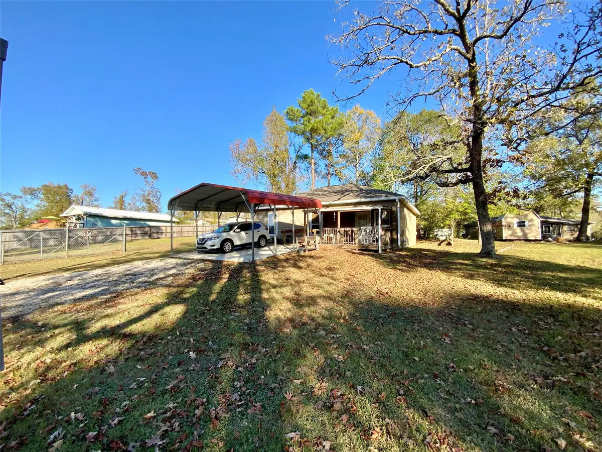 934 N Fm 356, Onalaska, TX 77360 - #1