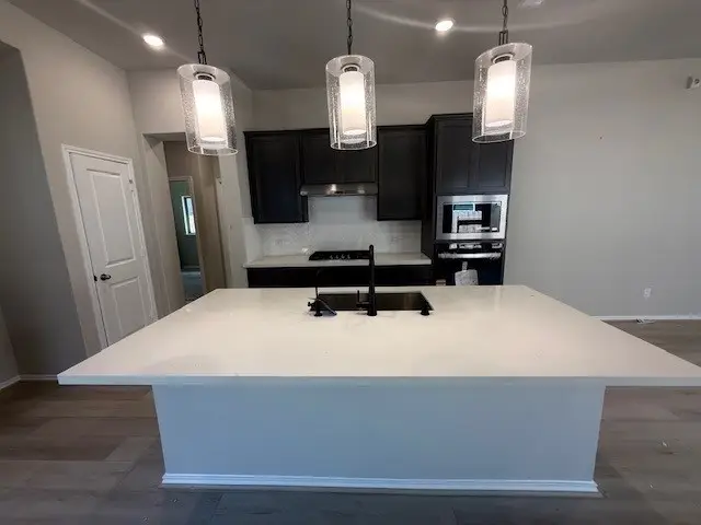 1040 Shoal Creek Trail, Conroe, TX 77304 - Image #2