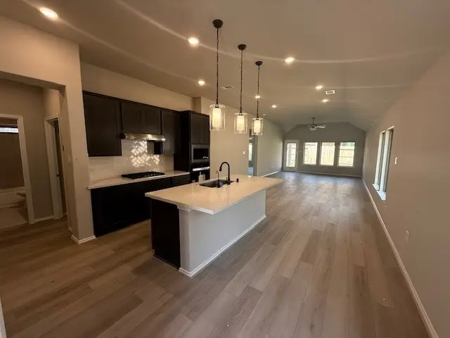 1040 Shoal Creek Trail, Conroe, TX 77304 - Image #3