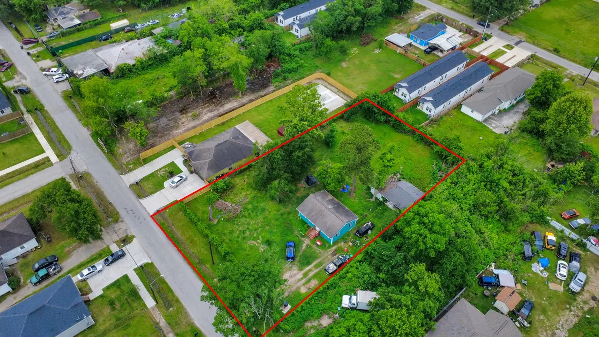 8511 Peachtree Street, Houston, TX 77016 - #1