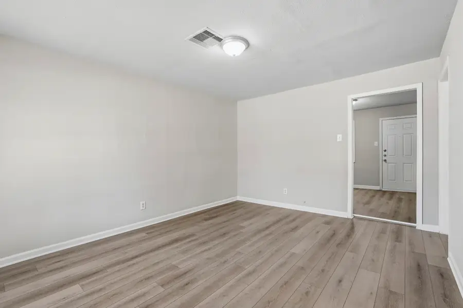 2401 Windsor Lane, Pasadena, TX 77506 - #3