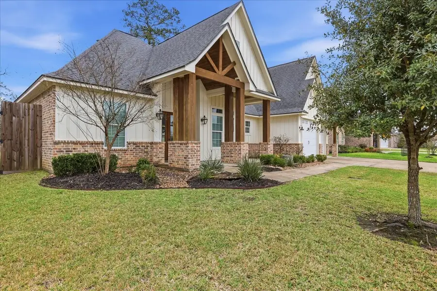 8225 Royal Oaks Dr, Lumberton, TX 77657 - #2