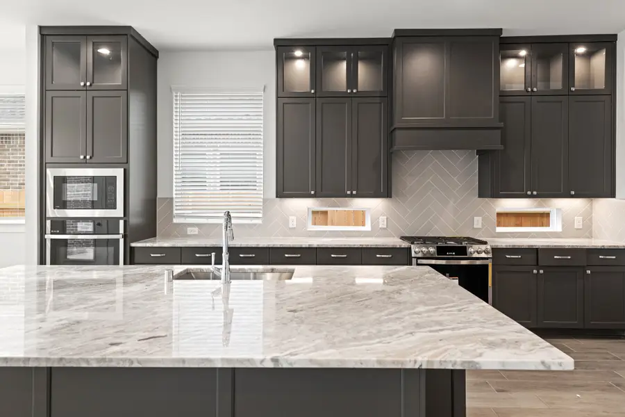 32405 Forktail Lake Drive, Fulshear, TX 77441 - Image #3