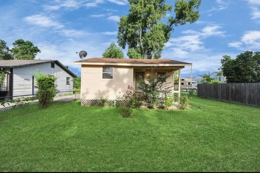 6821 Haight Street, Houston, TX 77028 - #2