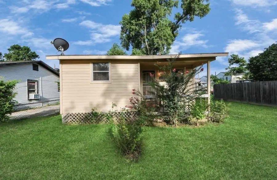 6821 Haight Street, Houston, TX 77028 - #3