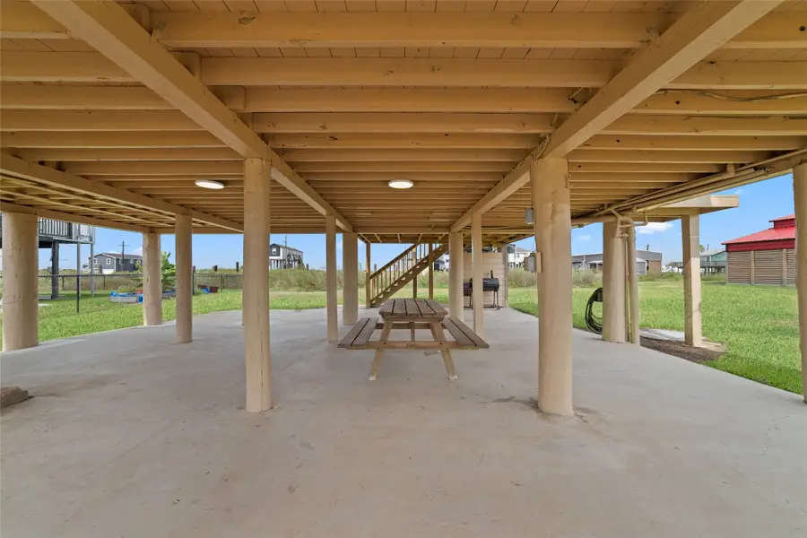 1228 W Canal, Crystal Beach, TX 77650 - #3
