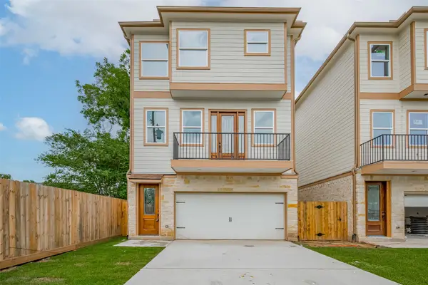 2206 Hoskins Drive, Houston, TX 77080