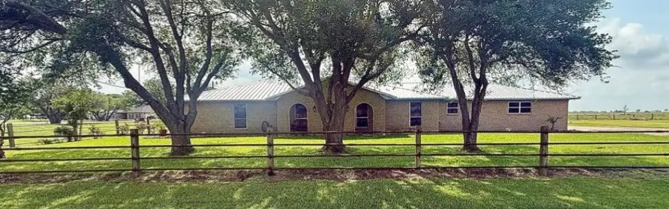 1201 Fm 1862, Blessing, TX 77419 - #1