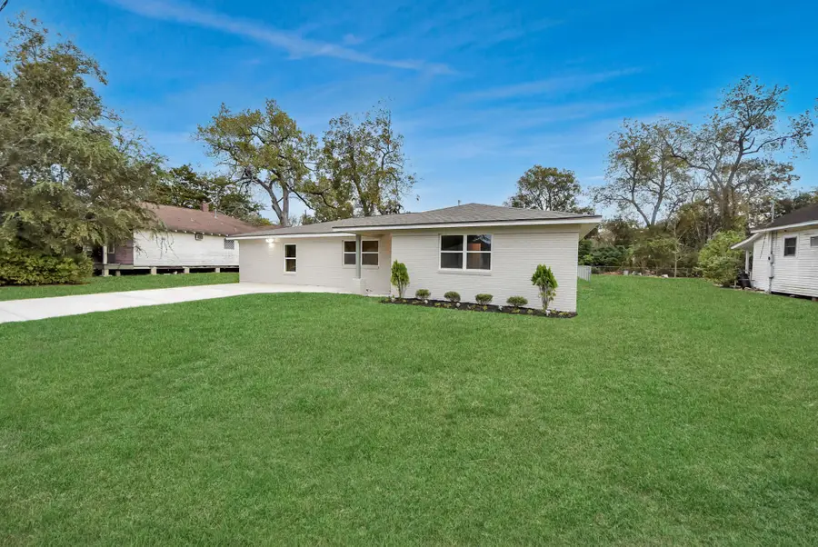 803 Coleman Street, Dayton, TX 77535 - Image #2