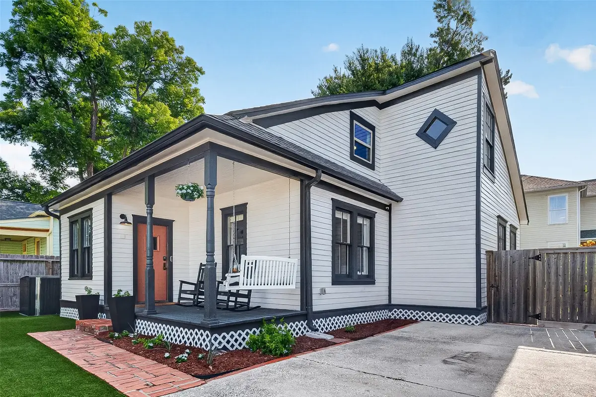 904 Arlington Street, Houston, TX 77008 - #1