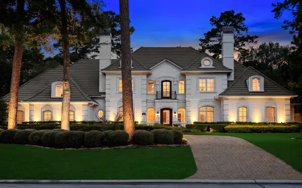 71 N Lamerie Way, The Woodlands, TX 77382