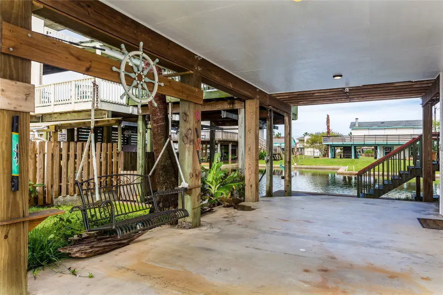 16530 Bermuda Way, Jamaica Beach, TX 77554 - Image #2