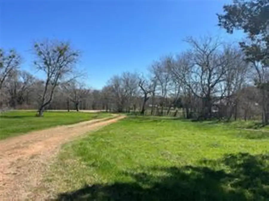 000 Mcelroy Road, New Ulm, TX 78950 - #3