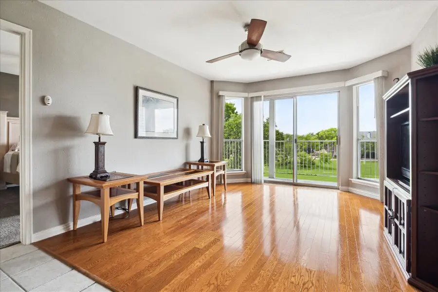 18617 Egret Bay Boulevard #308, Webster, TX 77058 - Image #2