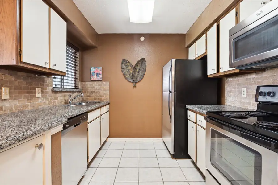 18617 Egret Bay Boulevard #308, Webster, TX 77058 - Image #3